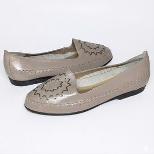 Milanos Rizzo Taupe Genuine Leather Loafers Vintage 90s Style Dress Shoes Size 6